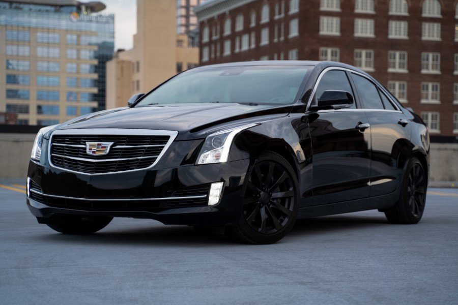 Grand Rapids Luxury Limo & Black Car Service | Airport & Corporate Transportation photo 1