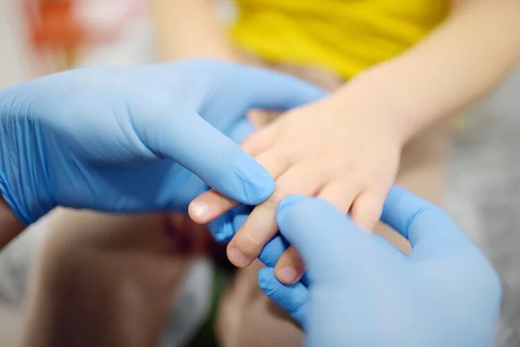 Dermatologist For Kids Rashes In Connecticut - Wave Dermatology